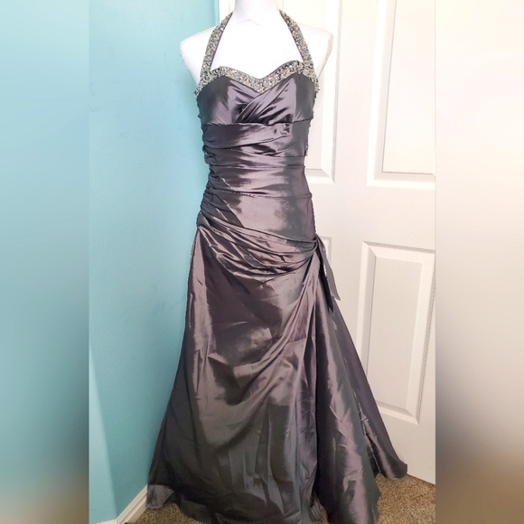 NWT Designer Grey Gown - Picture 1 of 9